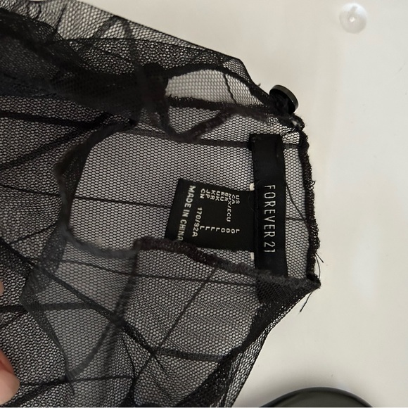 High-Neck Mesh Long Sleeve - Picture 4 of 4